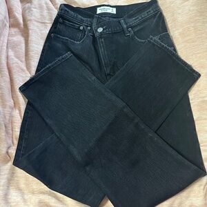 Black Abercrombie & Fitch Jeans